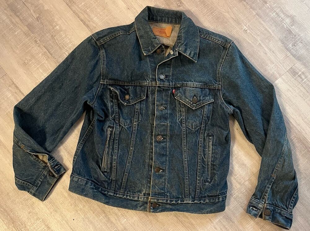 VTG 70s Levis Denim Trucker Jacket Blue Jean Pointed Collar 40 S/M